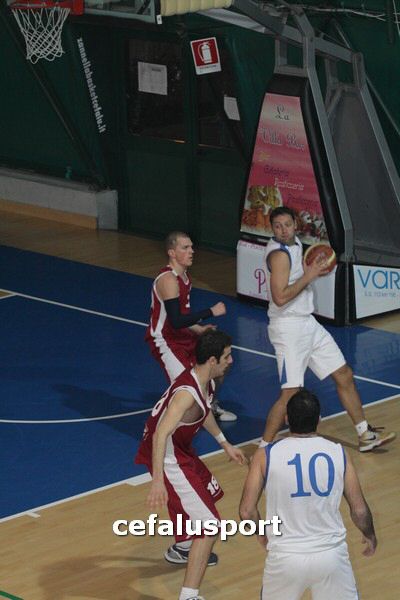 120304 sport 419_tn.jpg